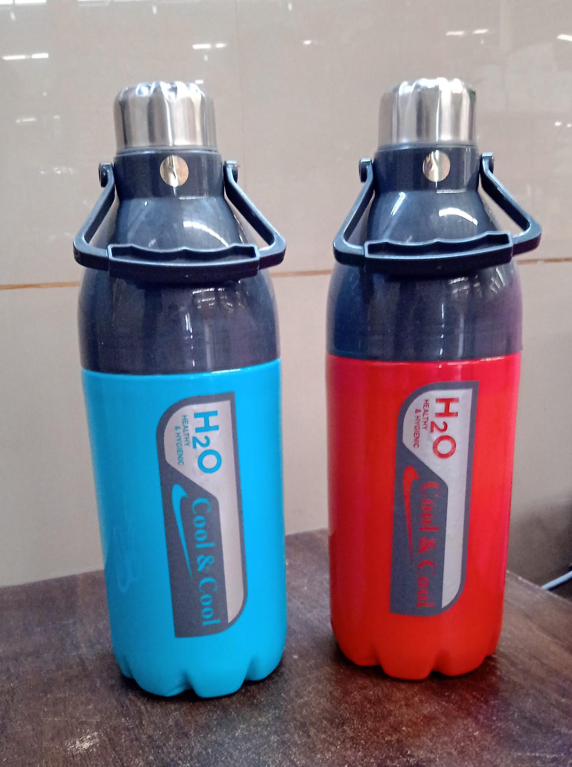 Plastic Sports Bottle Insulated, Leakproof, BPA-Free (1400ml / Mix Colour) Plastic Sports Bottle Insulated, Leakproof, BPA-Free (1400ml / Mix Colour)